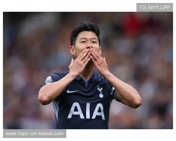 孙兴慜肋部插上接球直面门将，热刺攻势持续加强